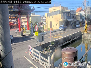 崙豐國小